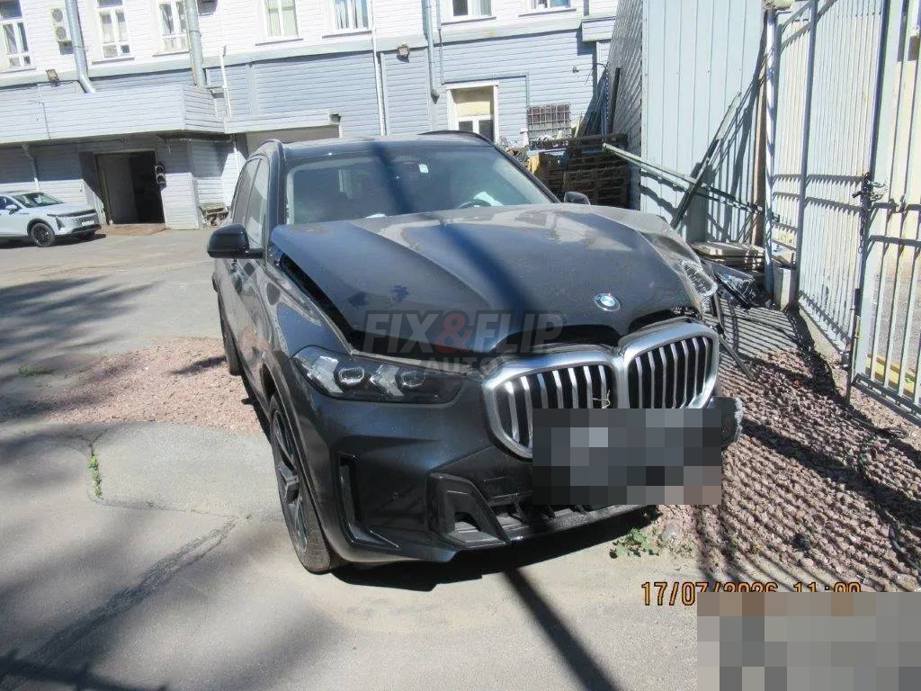 BMW X5 30Li 2025