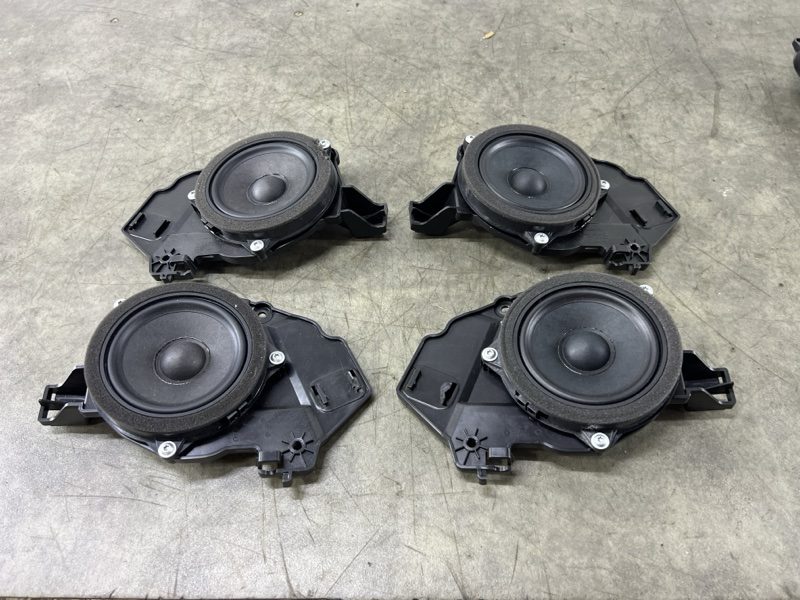 Динамик СЧ Harman Kardon BMW X7 G07