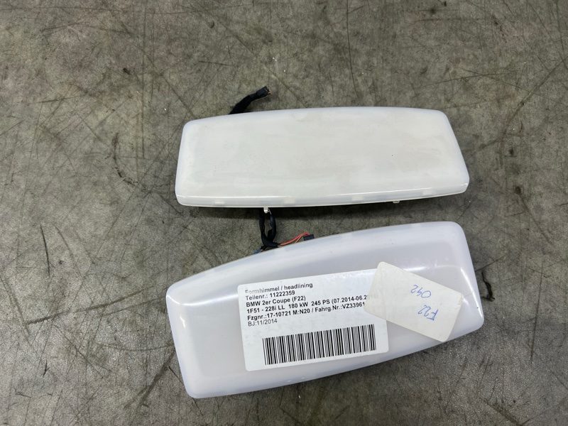 Плафон подсветки салона BMW 2 F22