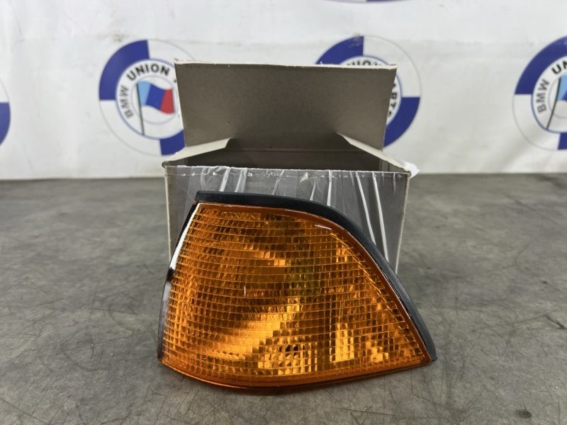 Поворотник BMW 3 Е36