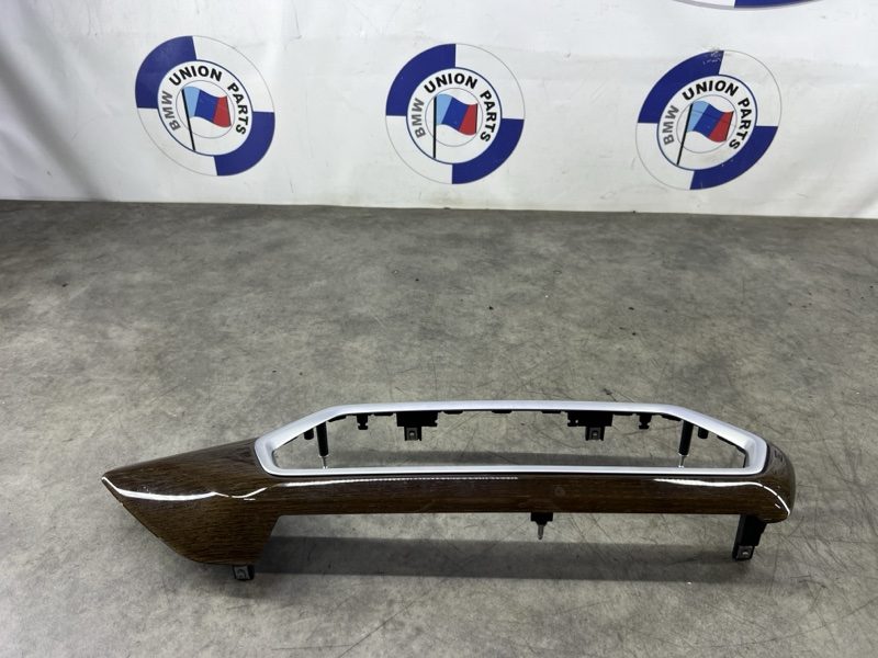 Декоративная планка в торпедо BMW X3 G01