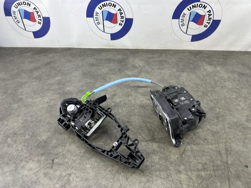 Замок двери передний левый BMW X6 G06