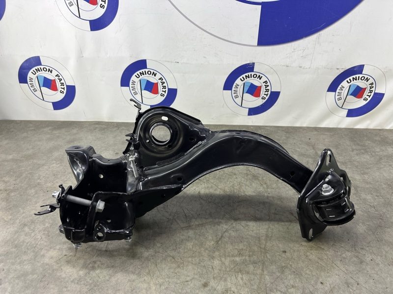 Кулак поворотный задний правый BMW X2 U10