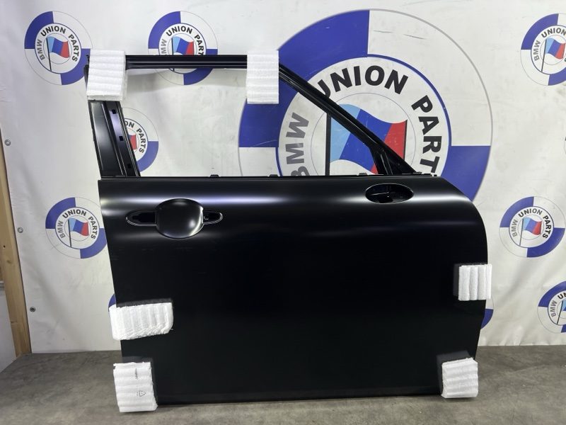 Дверь передняя правая MINI F54