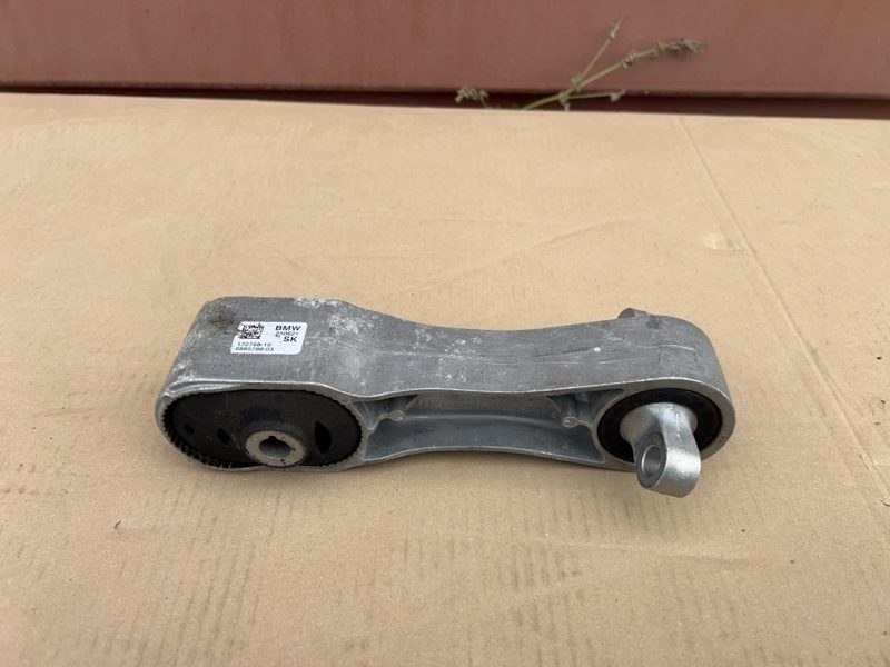 Подушка двигателя BMW X1 F48
