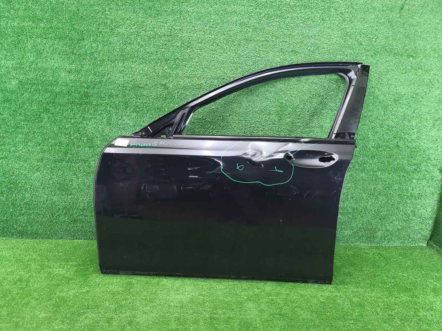 Дверь передняя левая BMW 7er G11 G12 (2015-2022)