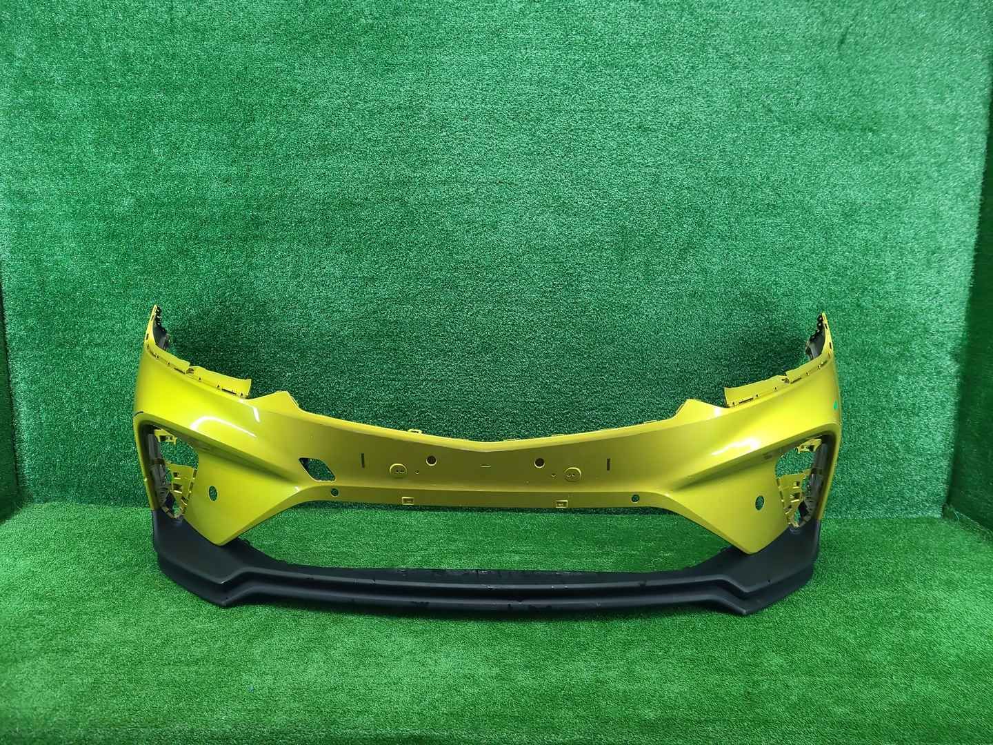 Бампер передний Geely Coolray (2019-2024)