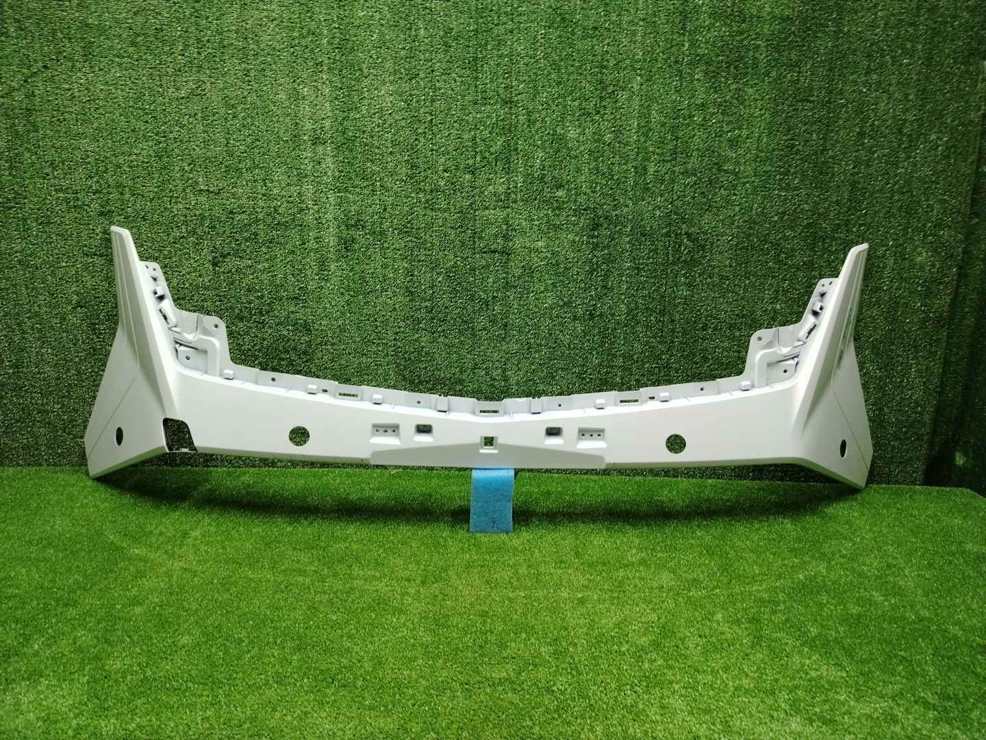 Бампер передний Geely Atlas 2 (2023-н.в.)