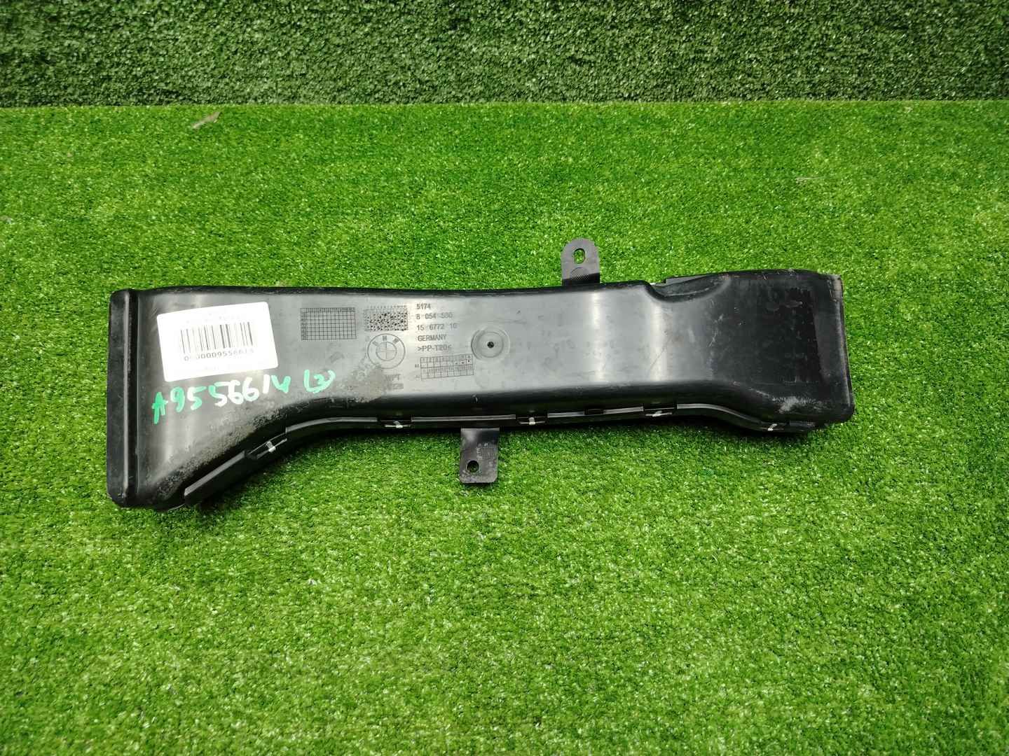 Воздуховод правый BMW 4er F32 (2013-2020)