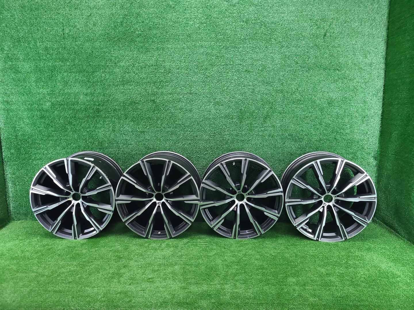 Диск Комплект R20 BMW X5 G05 (18-нв) 740 стиль