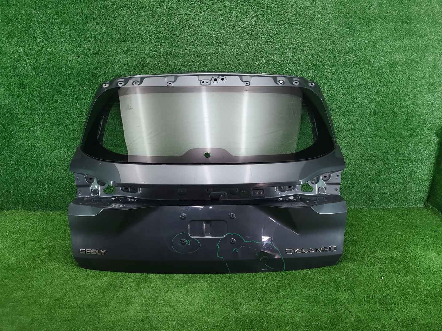 Крышка багажника Geely Okavango (2023-н.в.)