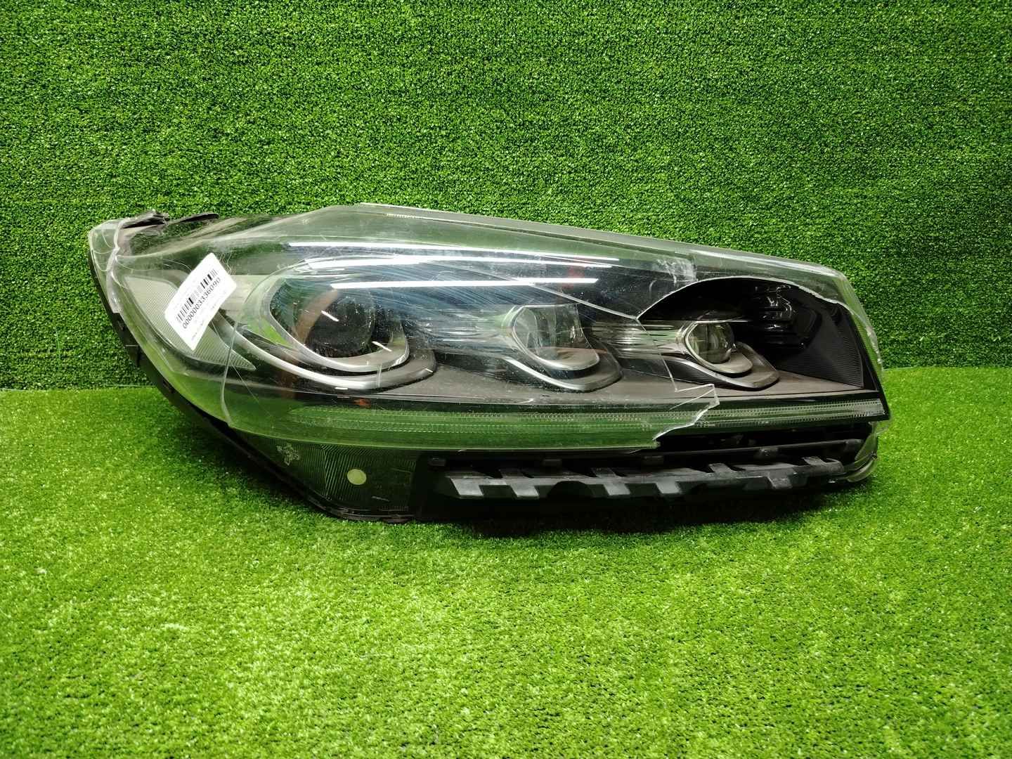 Битая Фара правая Kia Sorento 3 UM Prime 17-20 LED