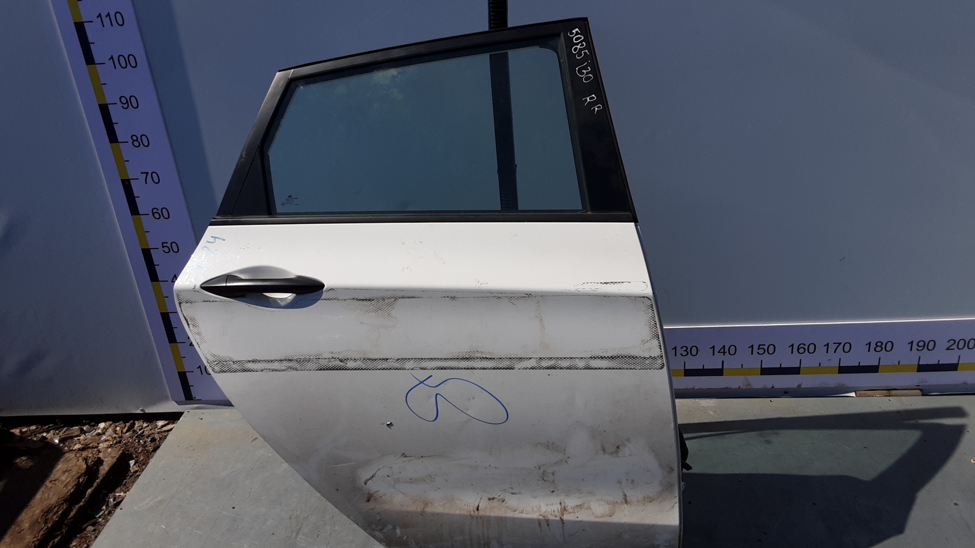 Дверь задняя правая Hyundai i30 GD