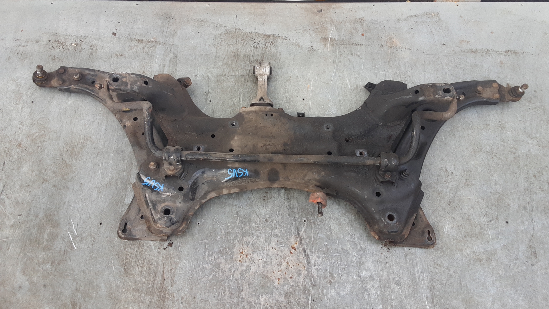 Балка подвески передняя Hyundai i30 GD