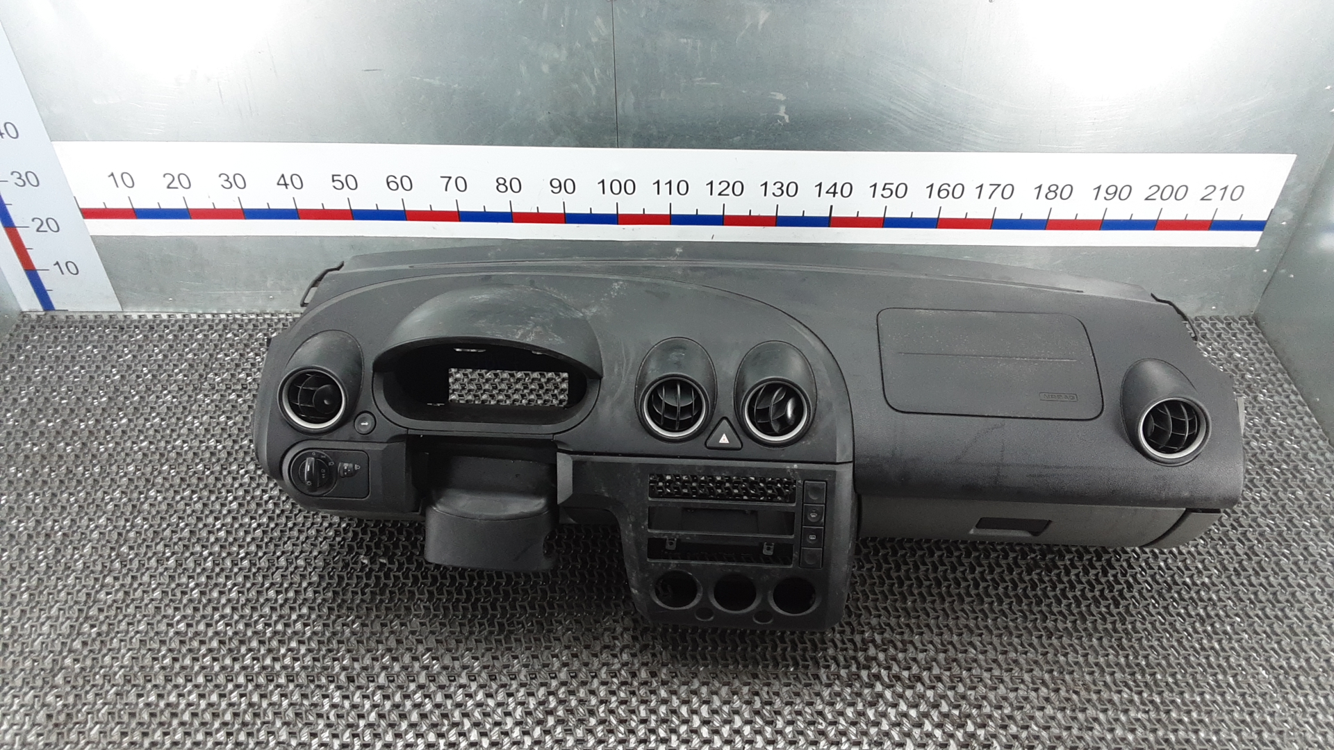 Панель приборов (торпедо) Ford Fiesta 5