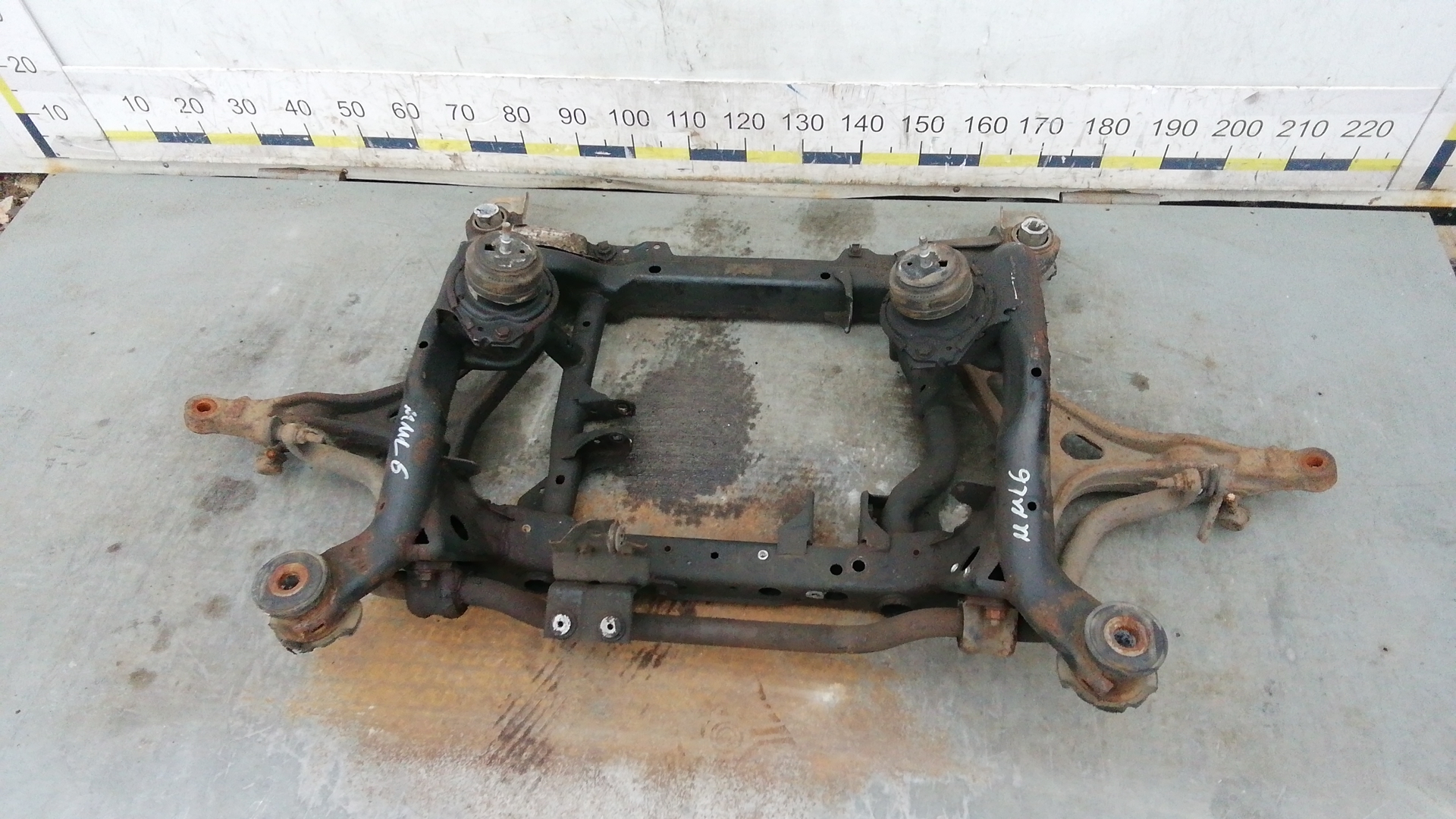 Балка подвески передняя Jeep Grand Cherokee WK2