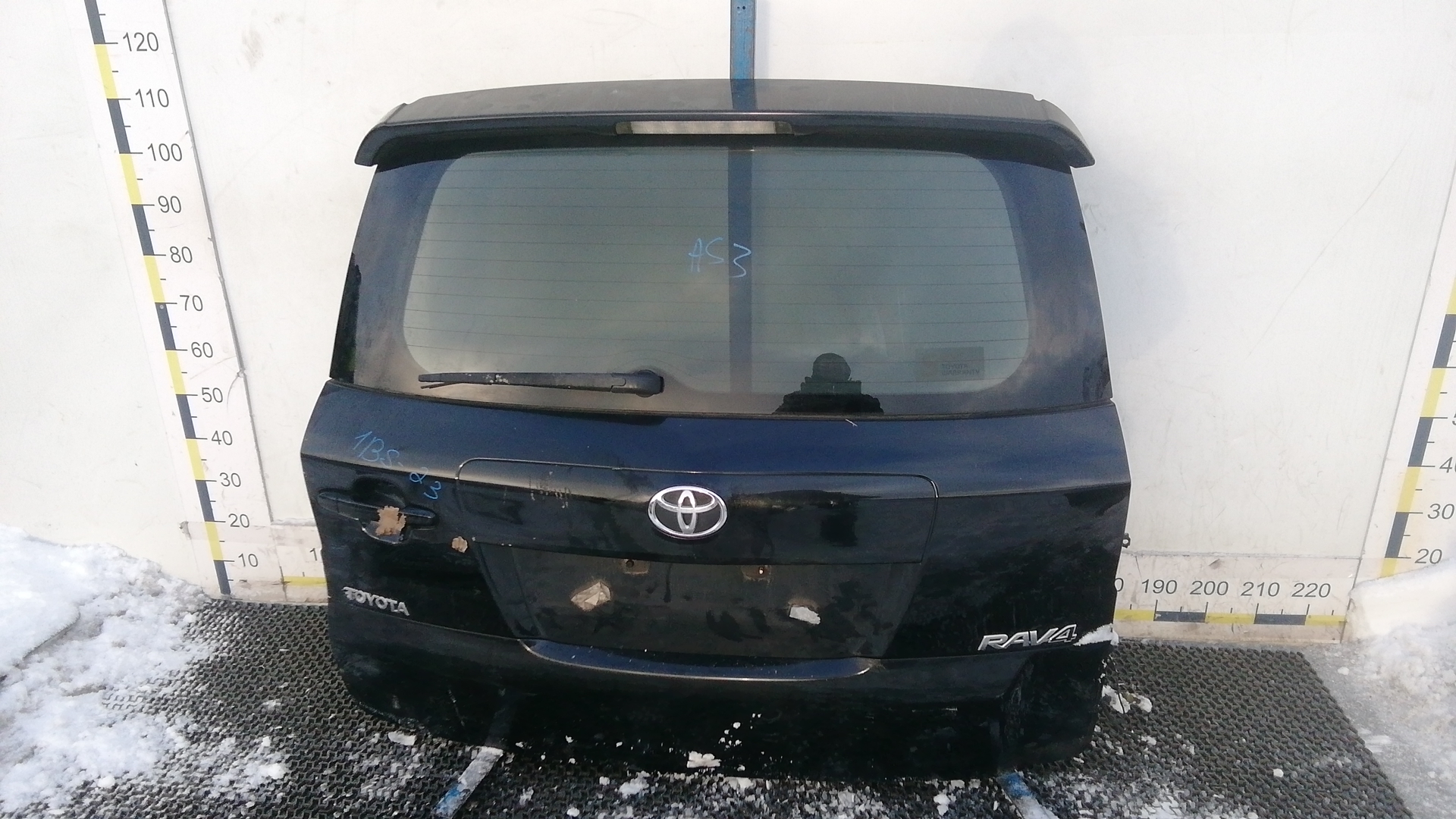 Дверь 3-5 Toyota RAV4 XA30