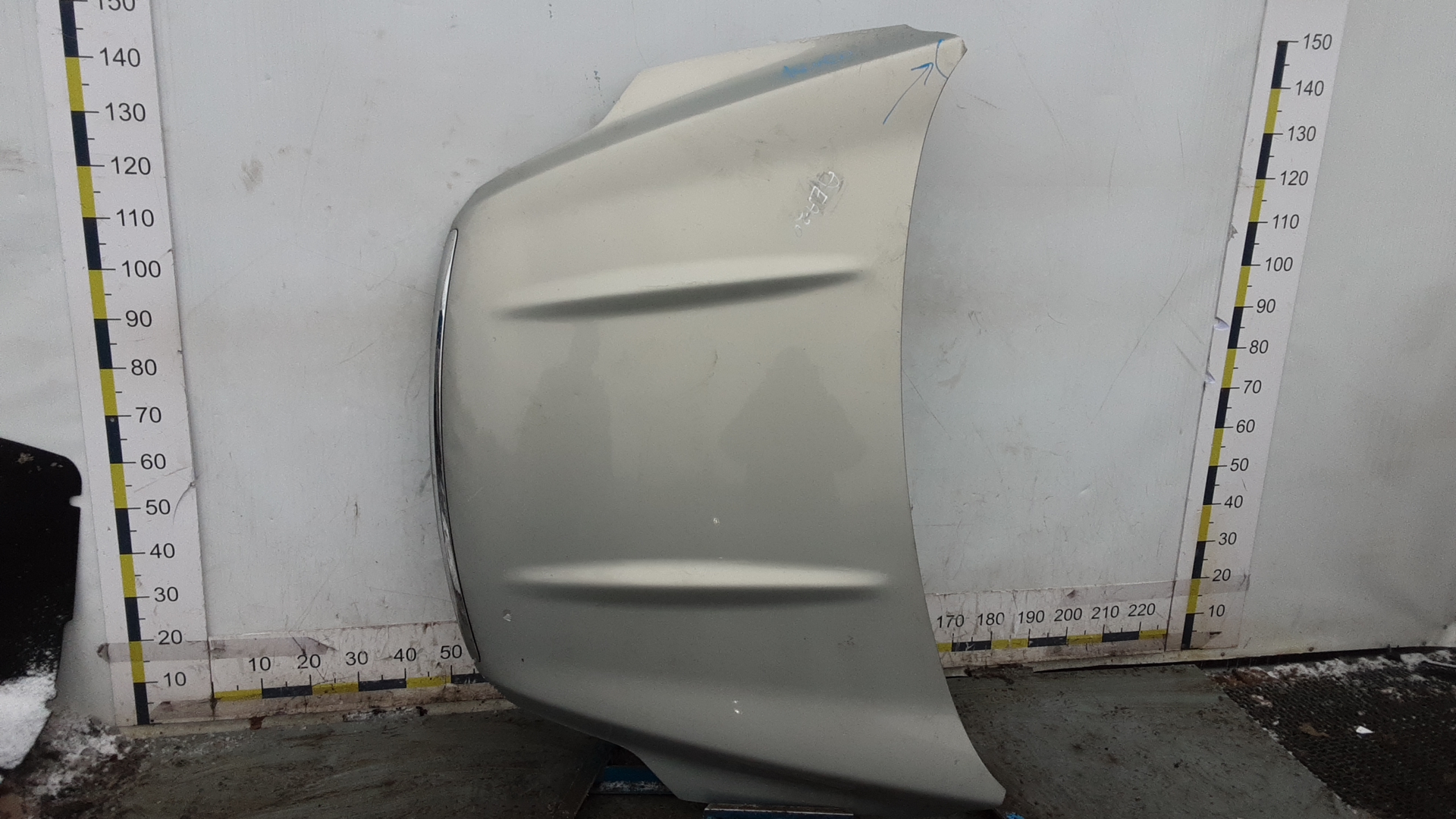 Капот Ford Kuga 1