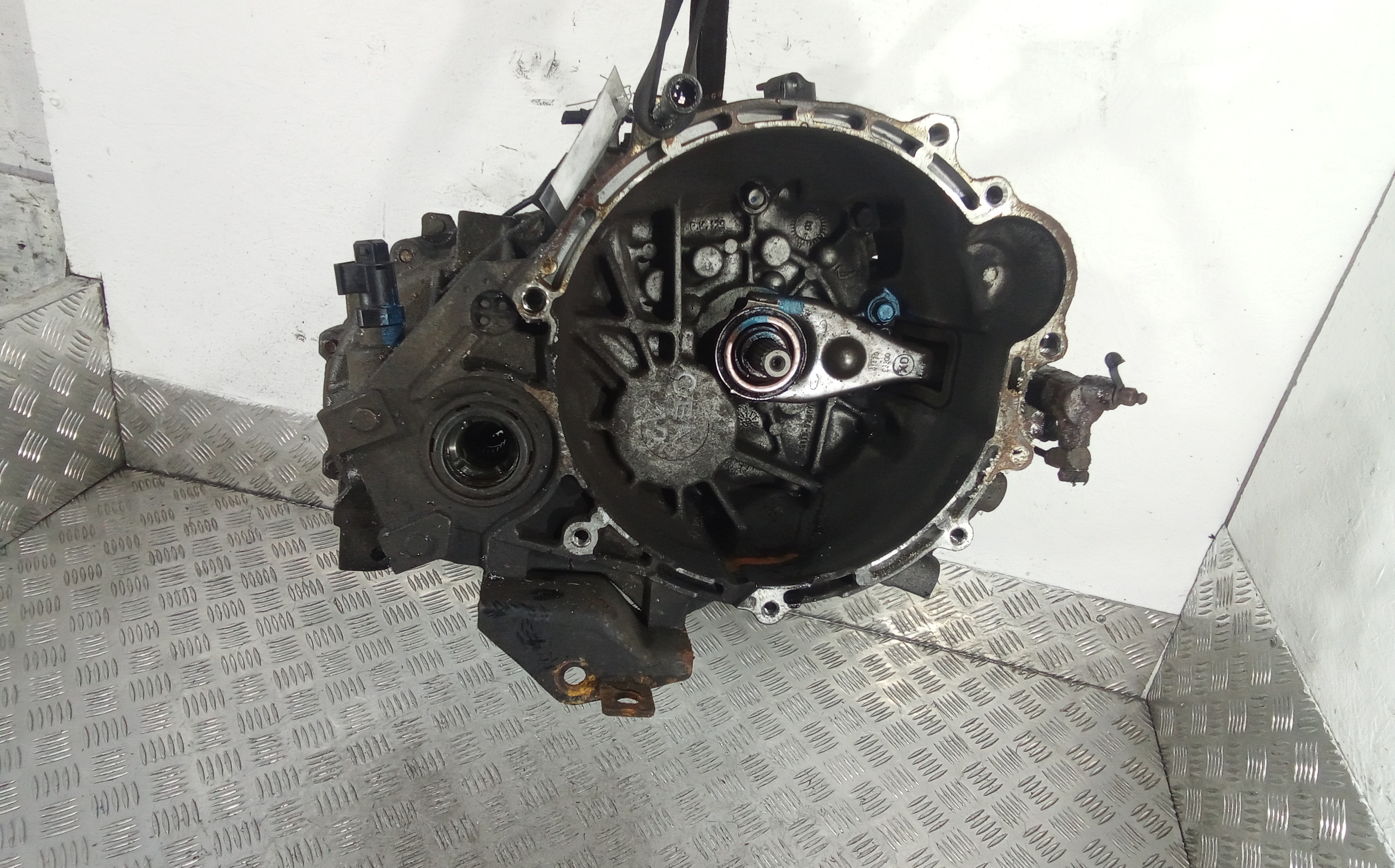 КПП 6ст. Kia Venga 1