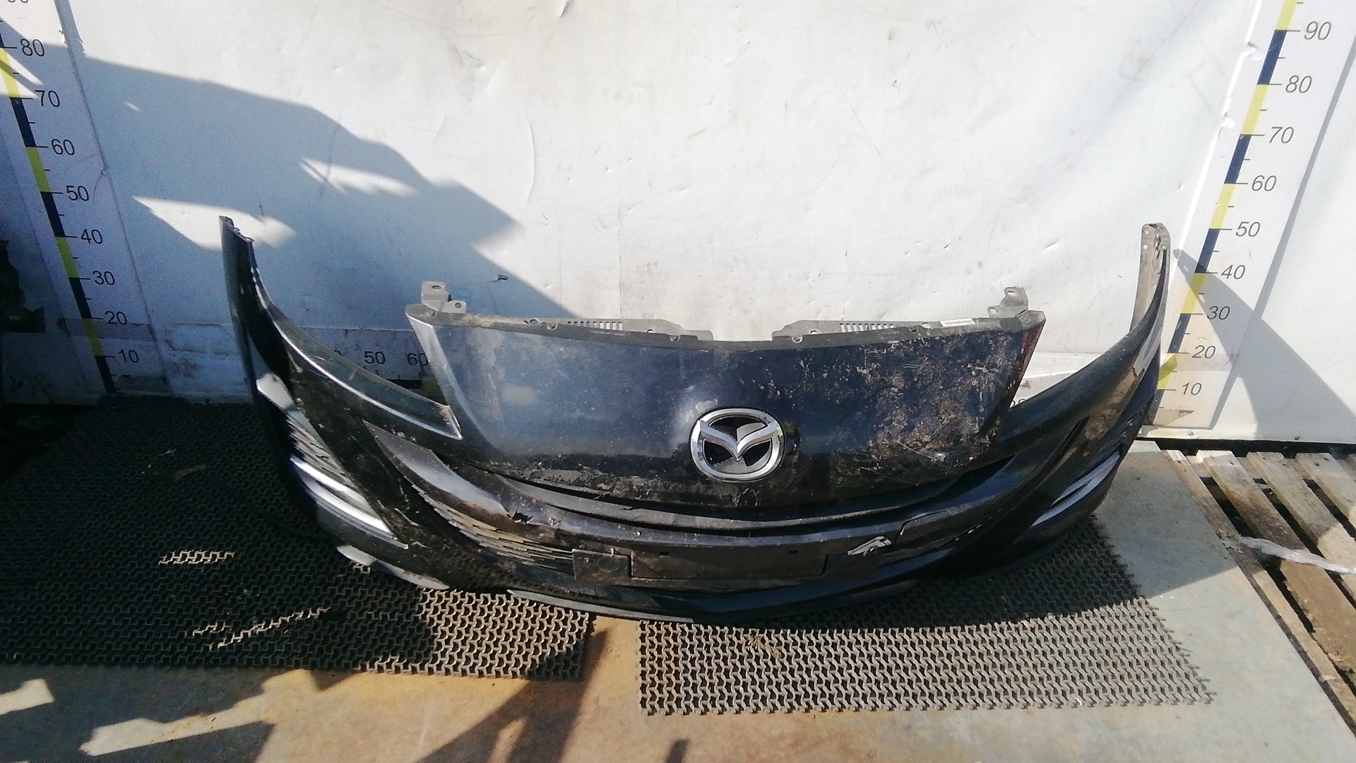 Бампер передний Mazda 3 2