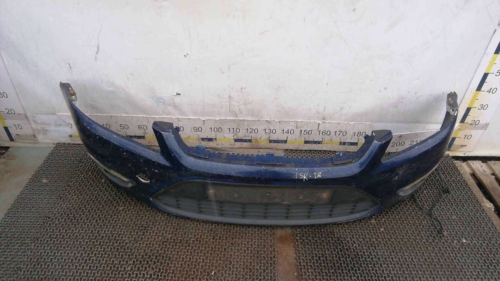 Бампер передний Ford Focus 2