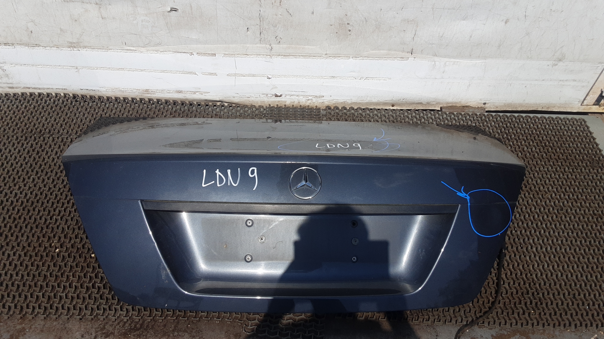 Крышка багажника Mercedes-Benz C-Class W204
