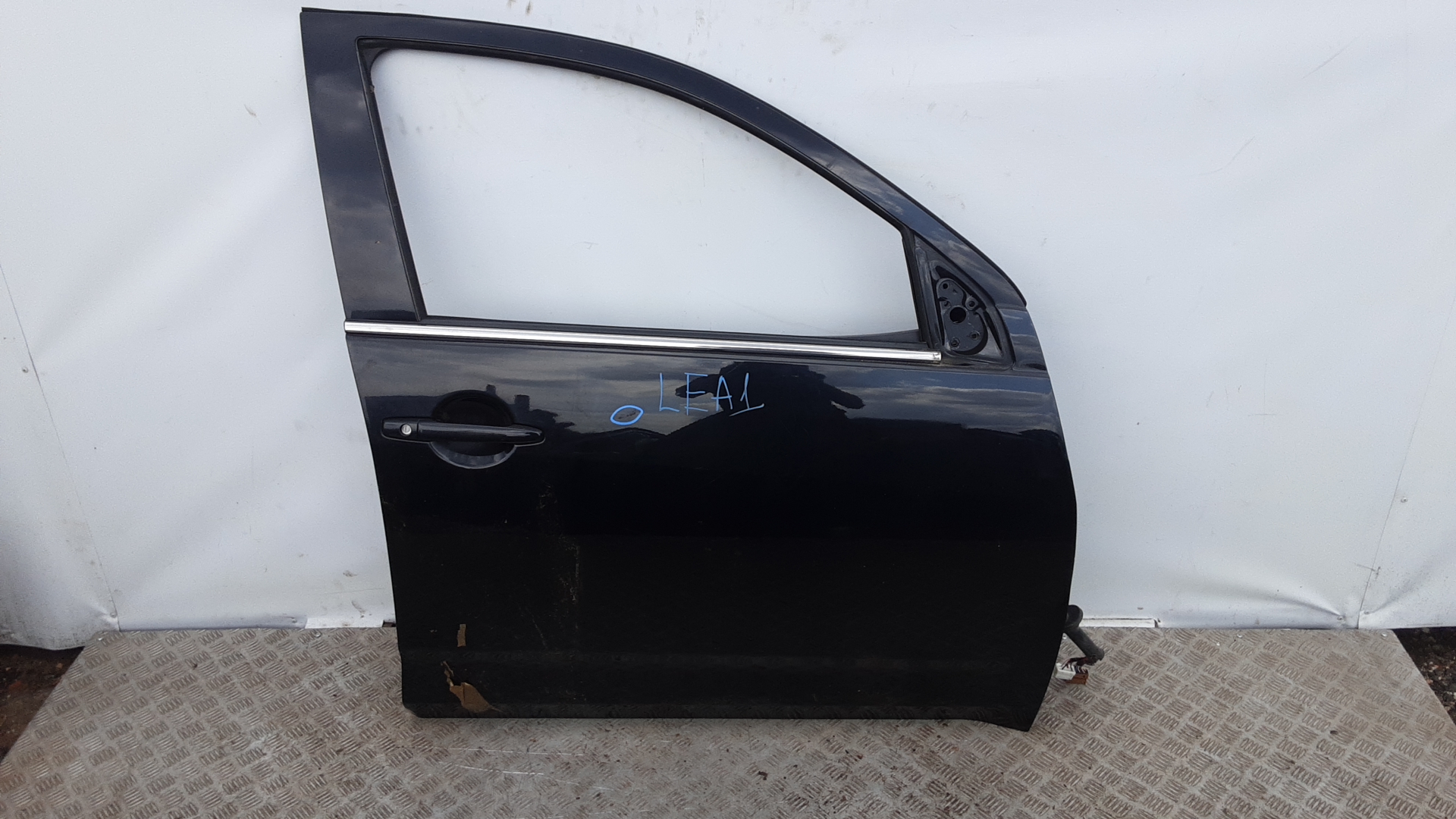 Дверь передняя правая Citroen C-Crosser