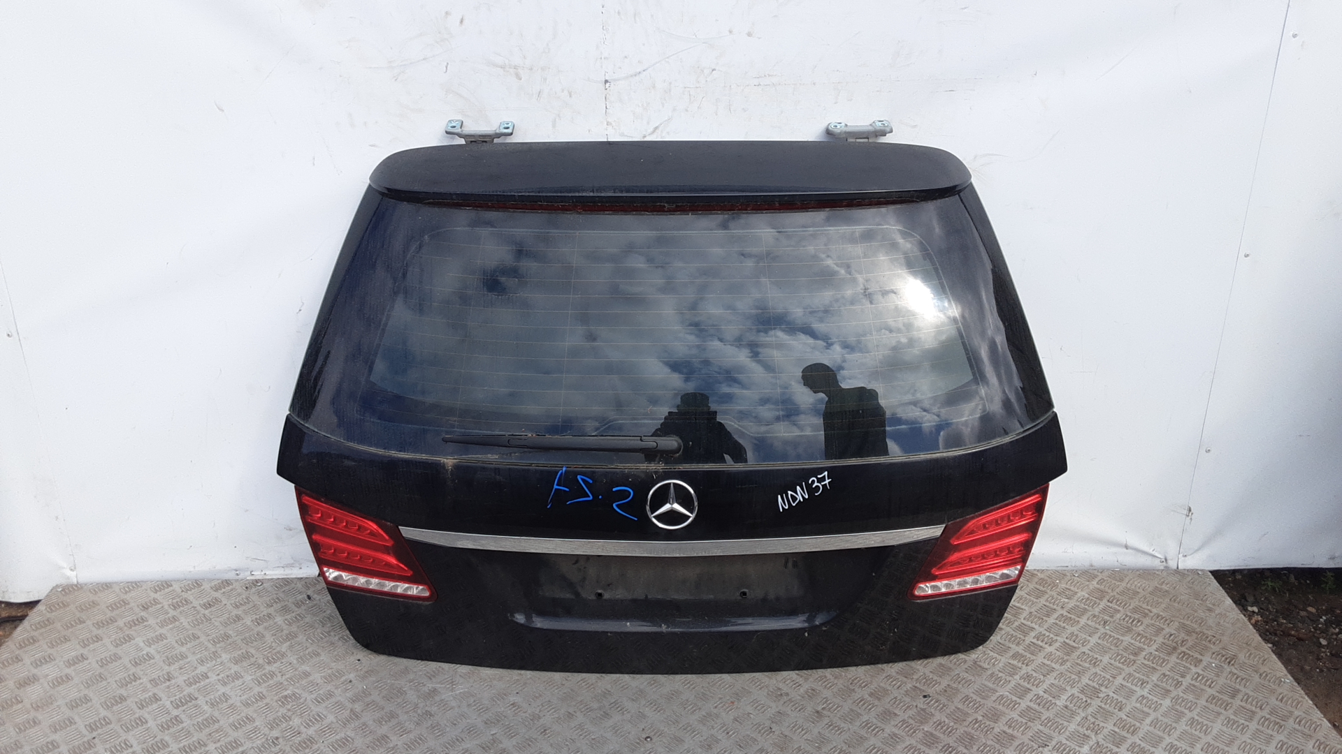 Дверь 3-5 Mercedes-Benz E-Class W212