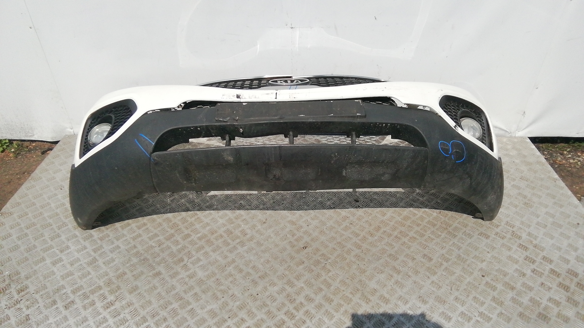 Бампер передний Kia Sorento 2
