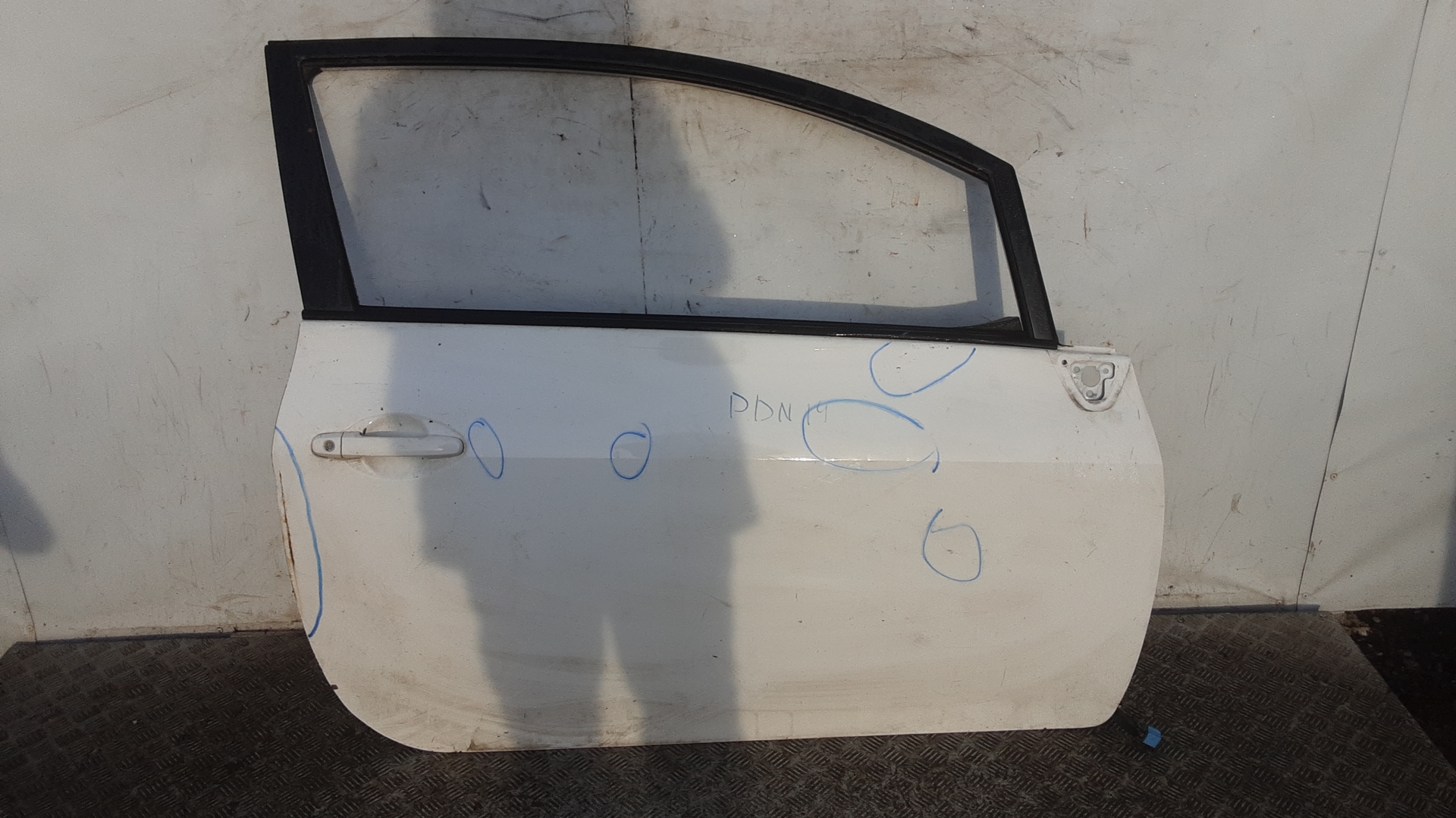Дверь передняя правая Toyota Auris E150