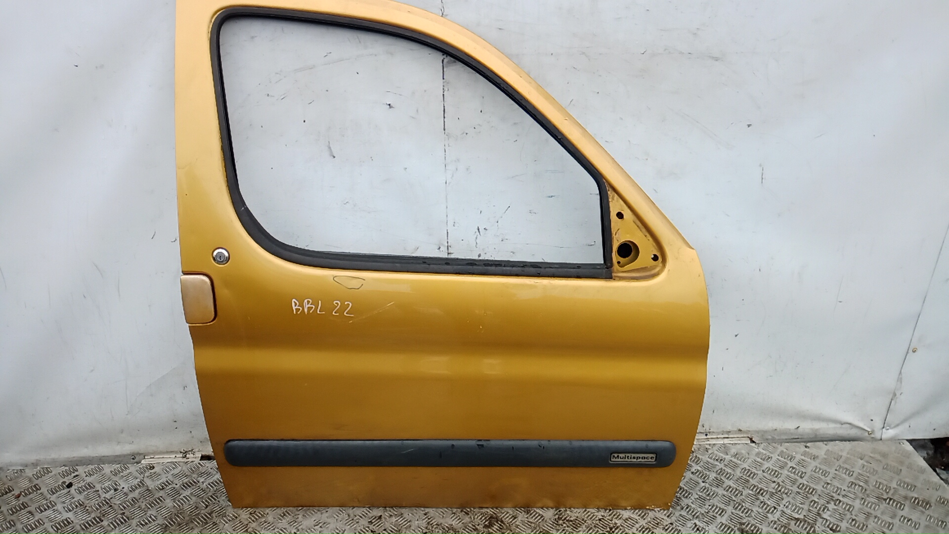 Дверь передняя правая Citroen Berlingo 1