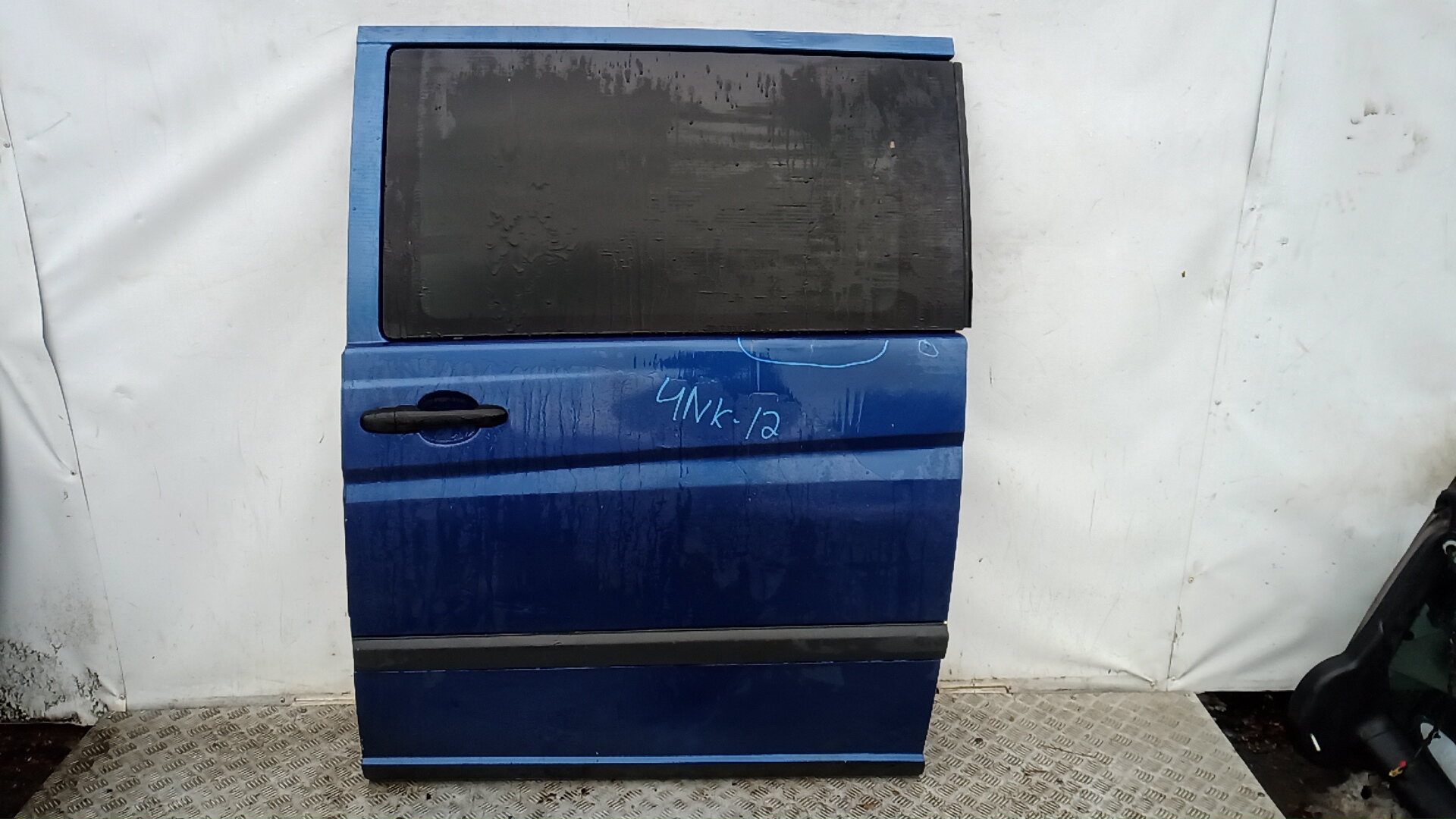 Дверь сдвижная левая Mercedes-Benz Vito W639