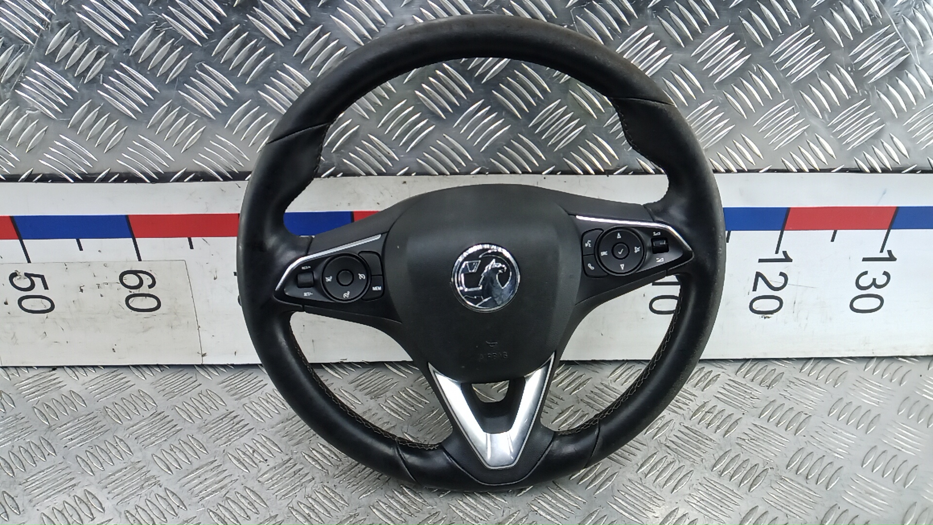 Руль Opel Crossland X