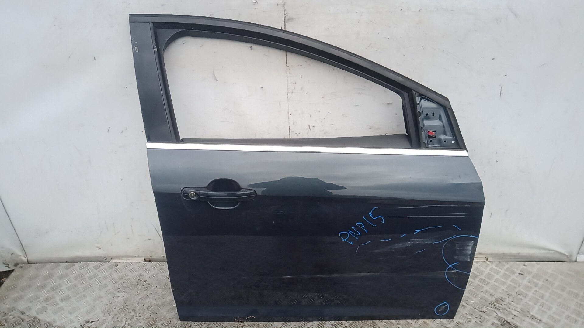 Дверь передняя правая Ford Focus 3