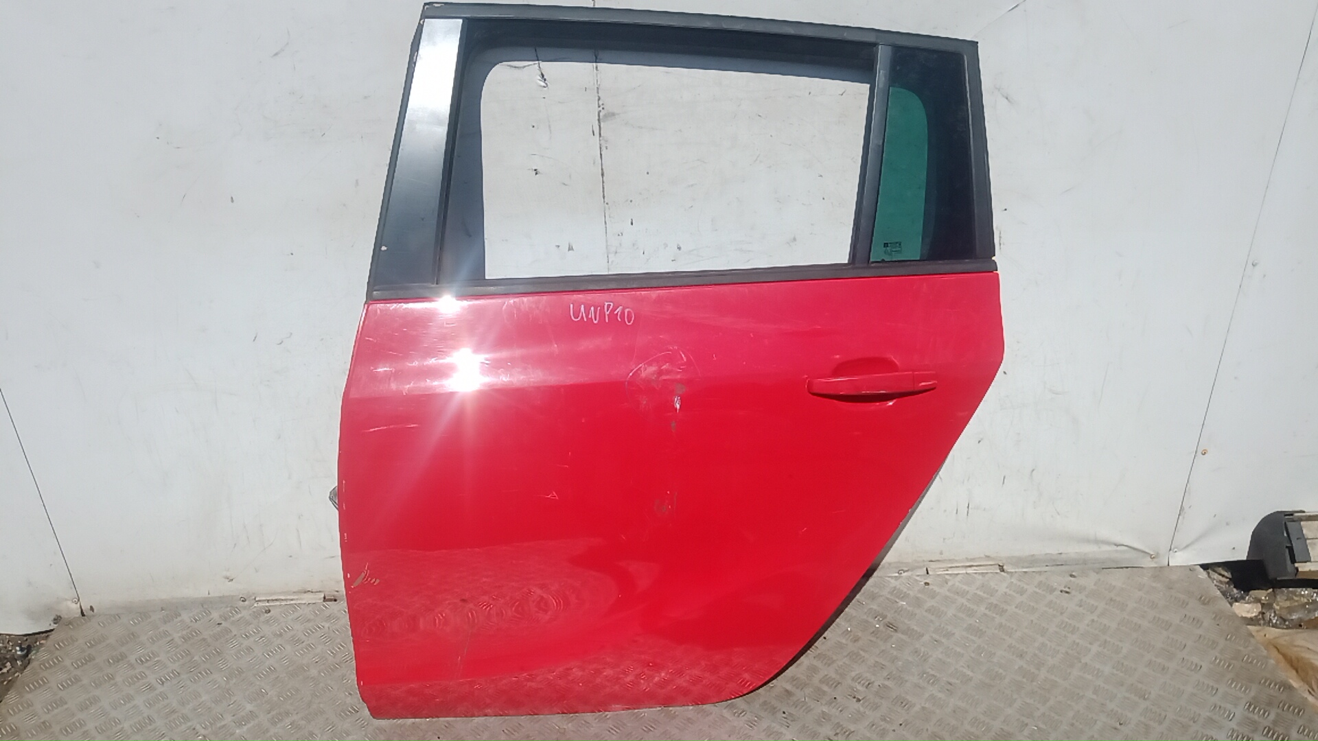 Дверь задняя левая Opel Zafira C