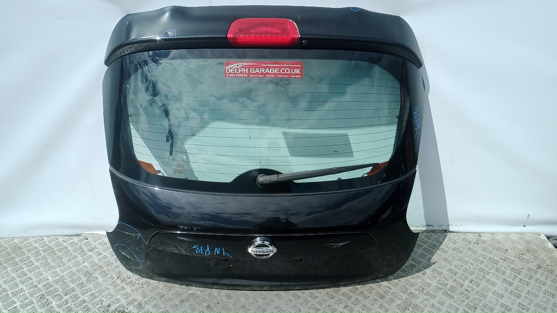 Дверь 3-5 Nissan Juke F15