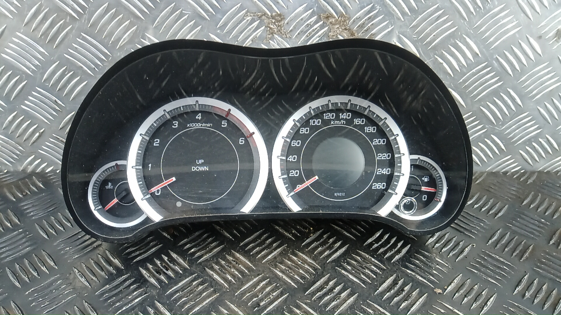 Щиток приборов Honda Accord 8