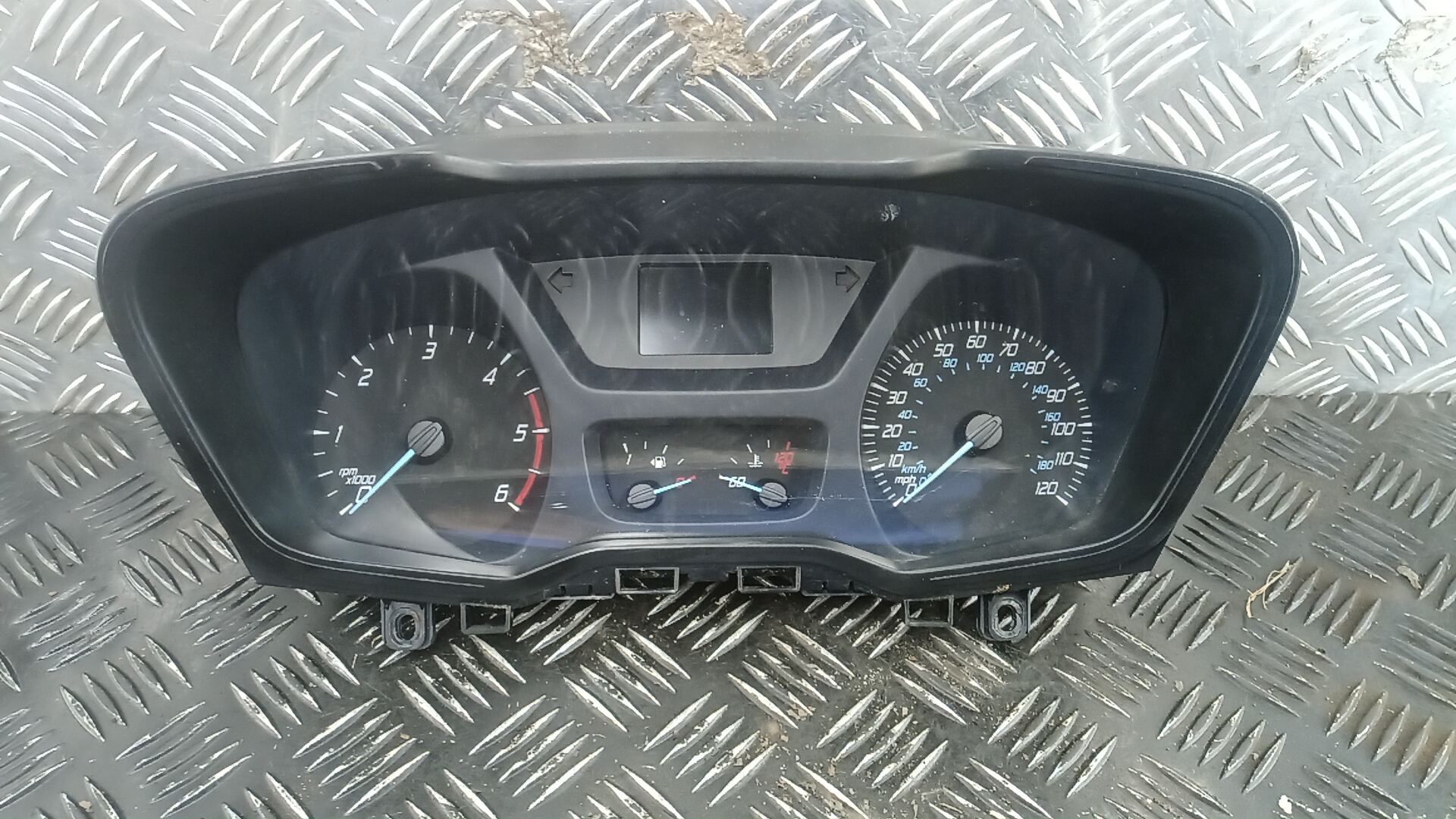 Щиток приборов Ford Transit Custom