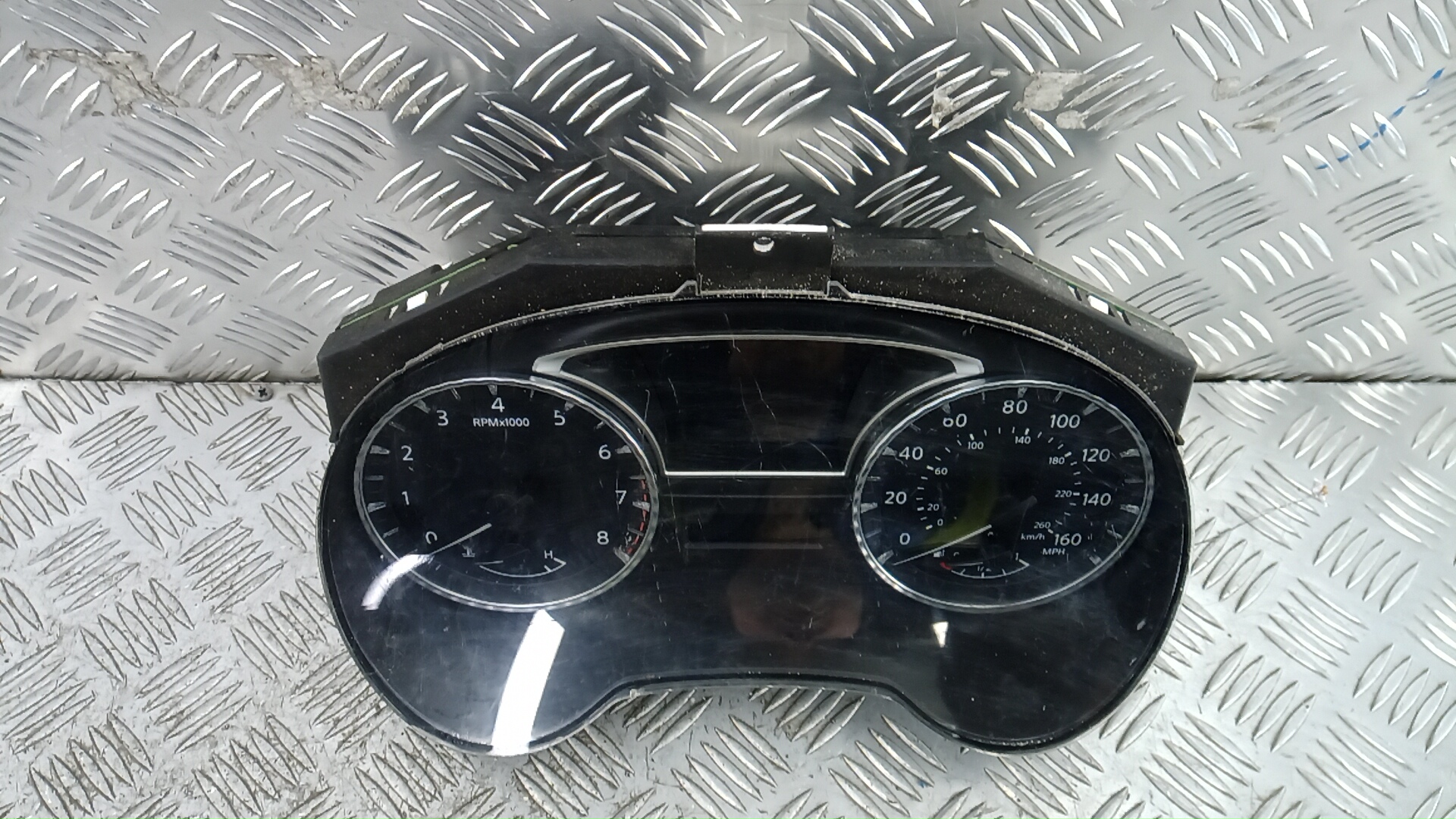Щиток приборов Infiniti QX60 1