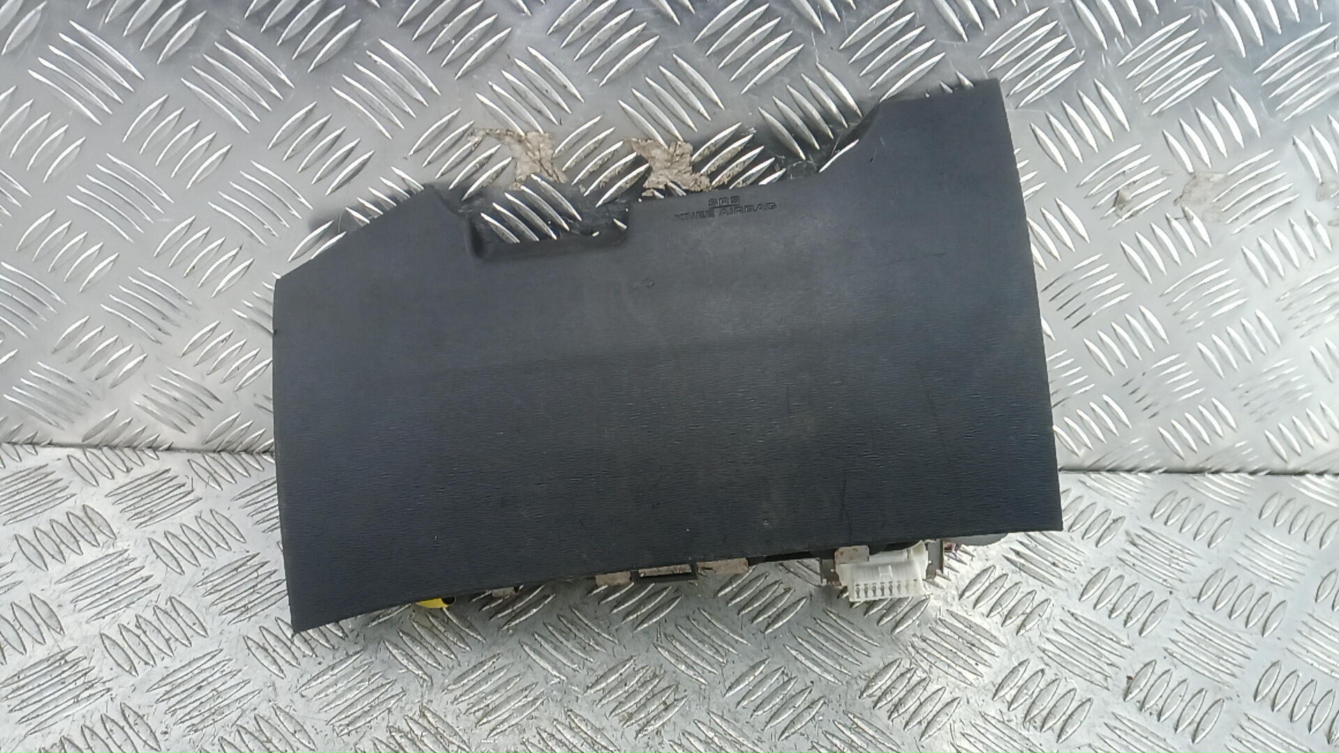 Подушка безопасности пассажира Toyota Avensis T27