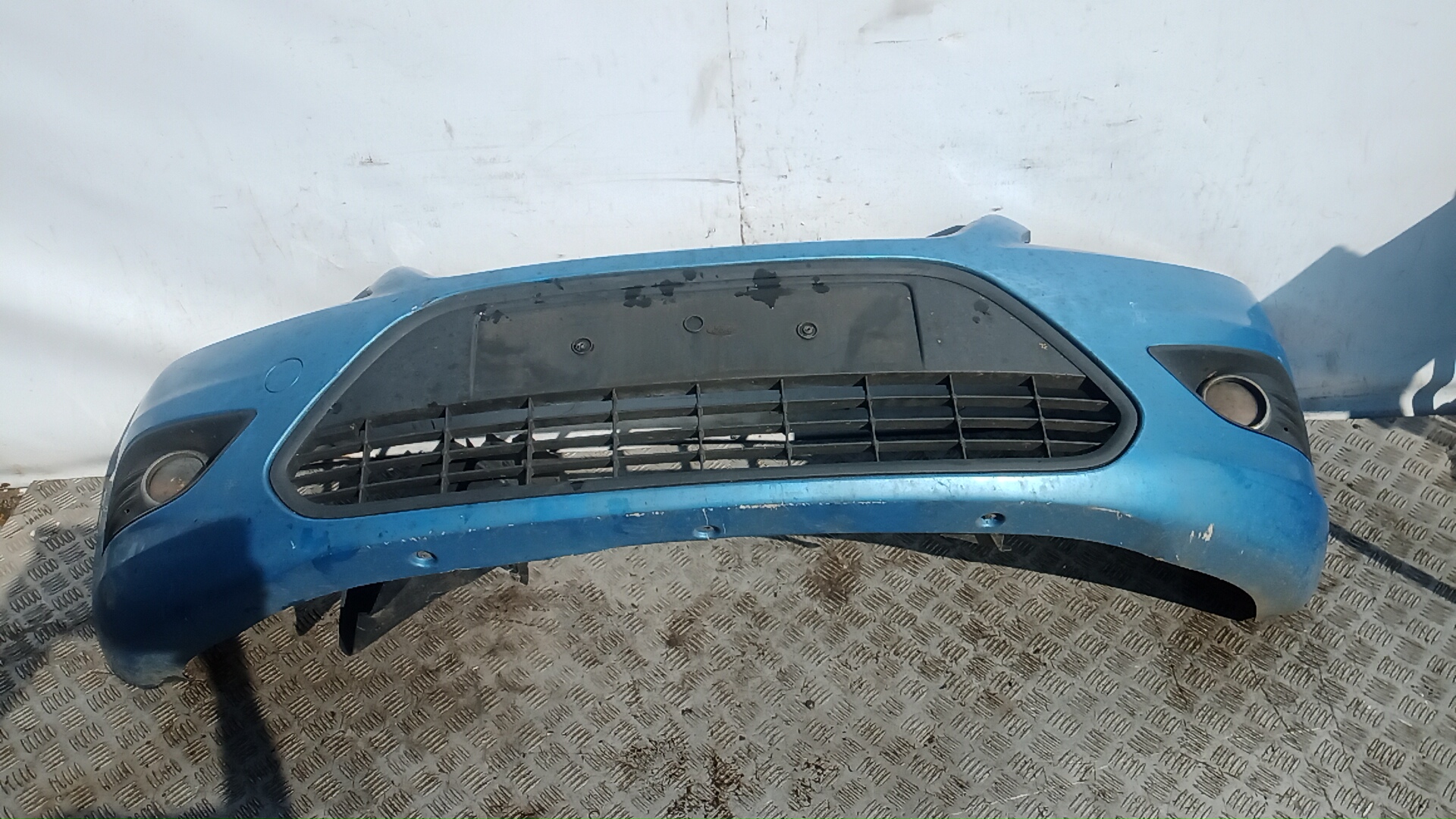 Бампер передний Ford Focus 2