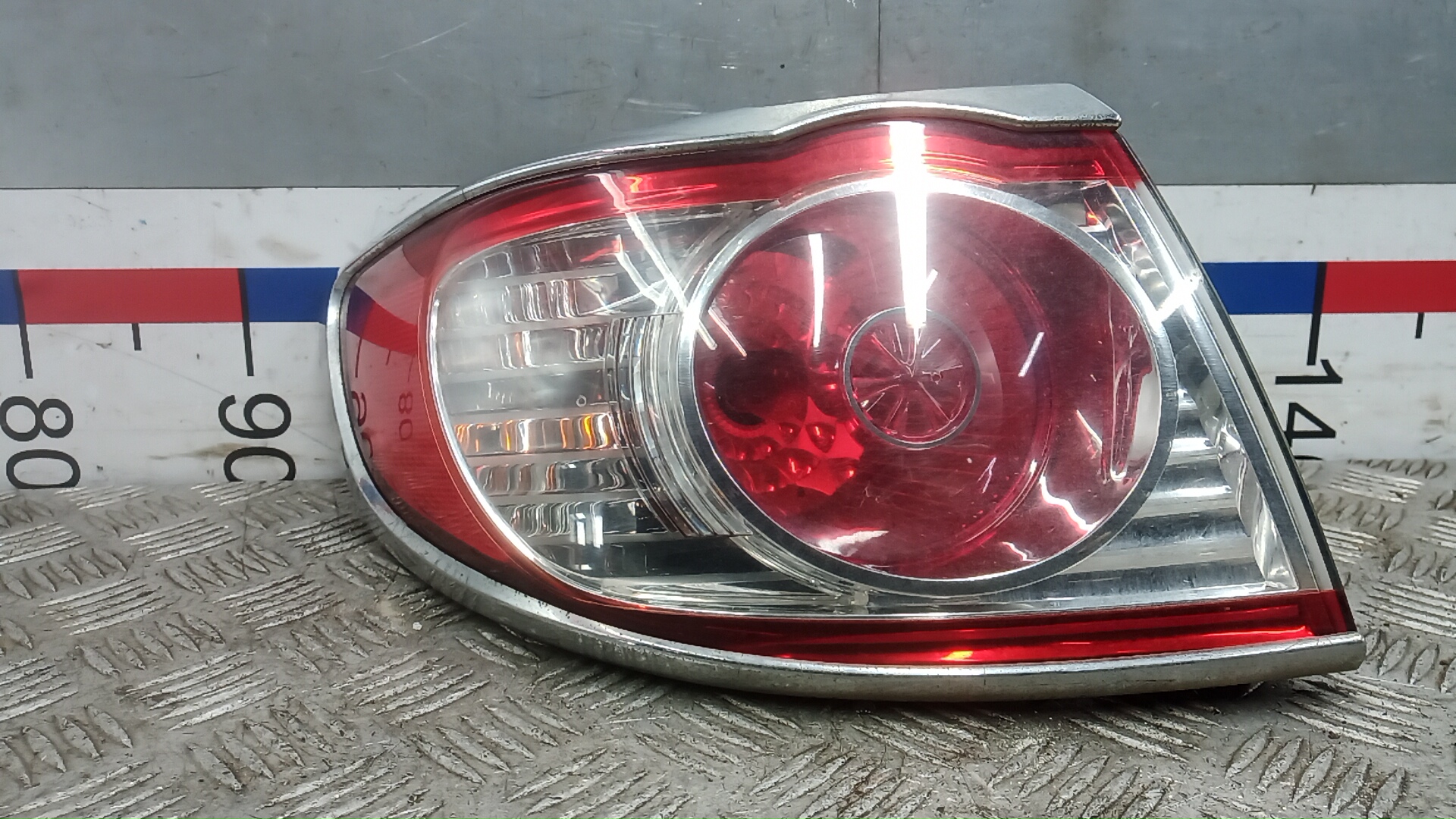 Фонарь задний левый Hyundai Santa Fe 2