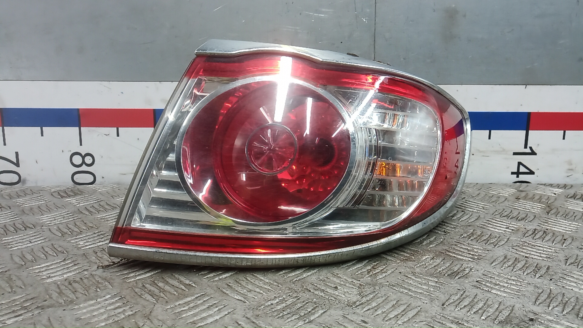 Фонарь задний правый Hyundai Santa Fe 2