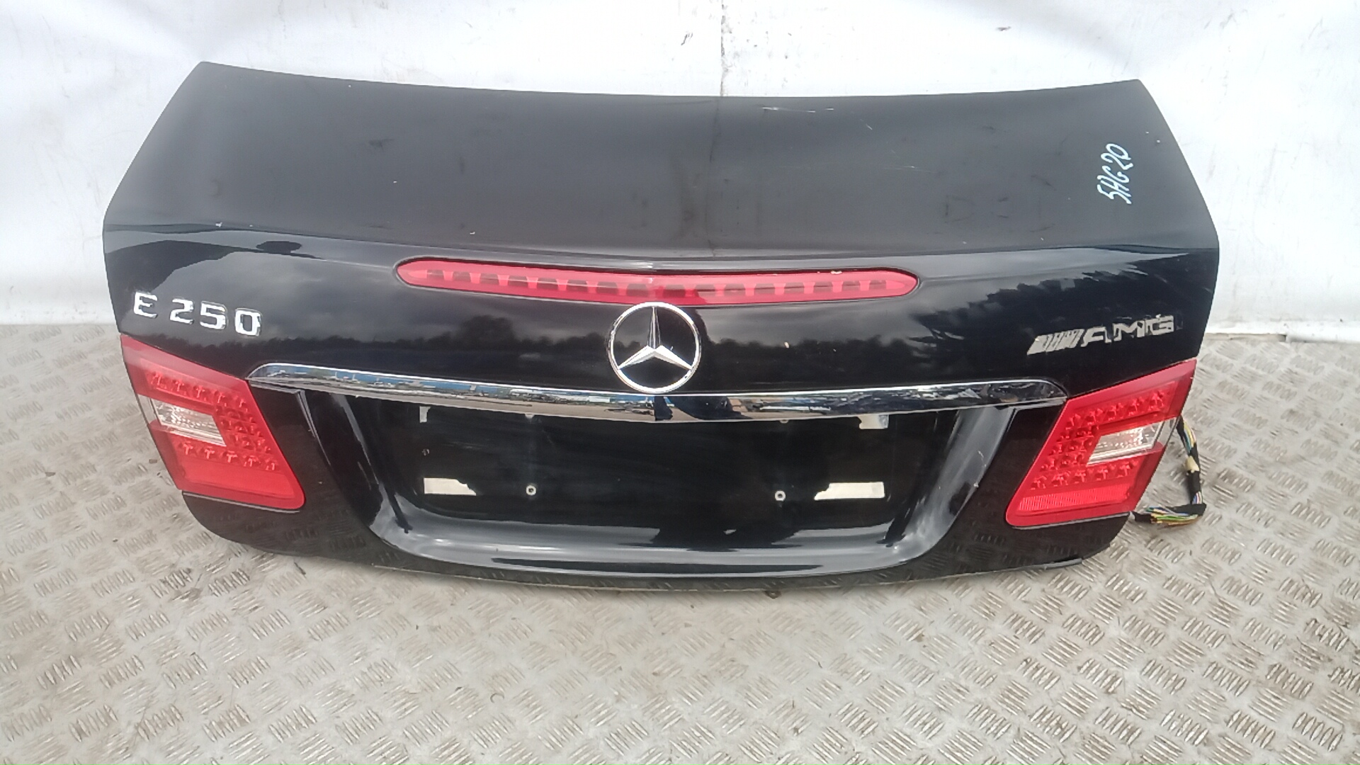 Крышка багажника Mercedes-Benz E-Class W212