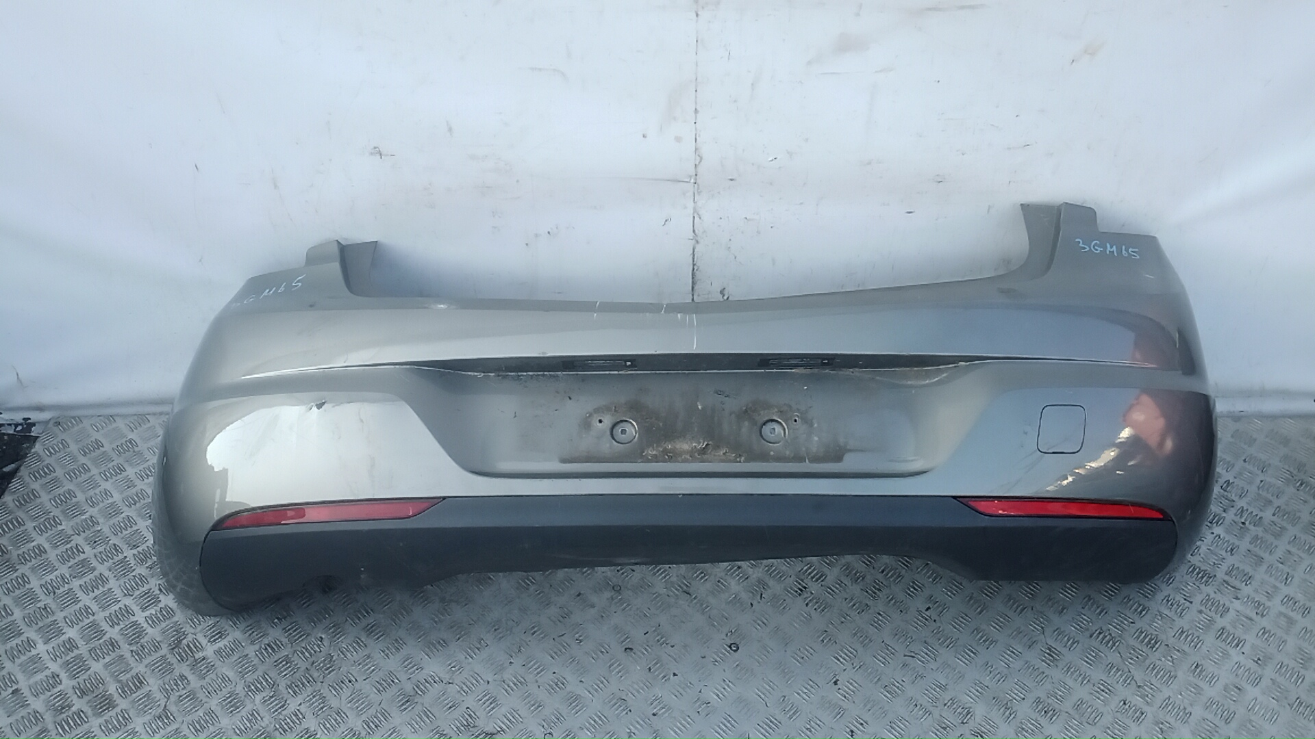 Бампер задний Opel Astra K