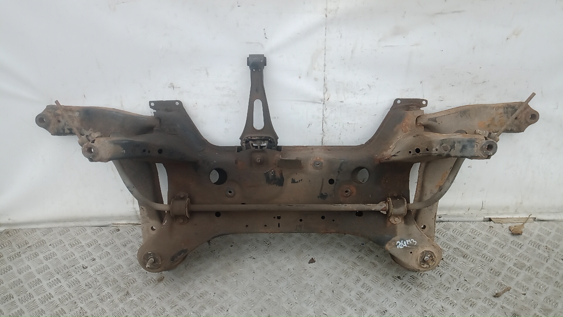 Балка подвески передняя Ford Transit 8