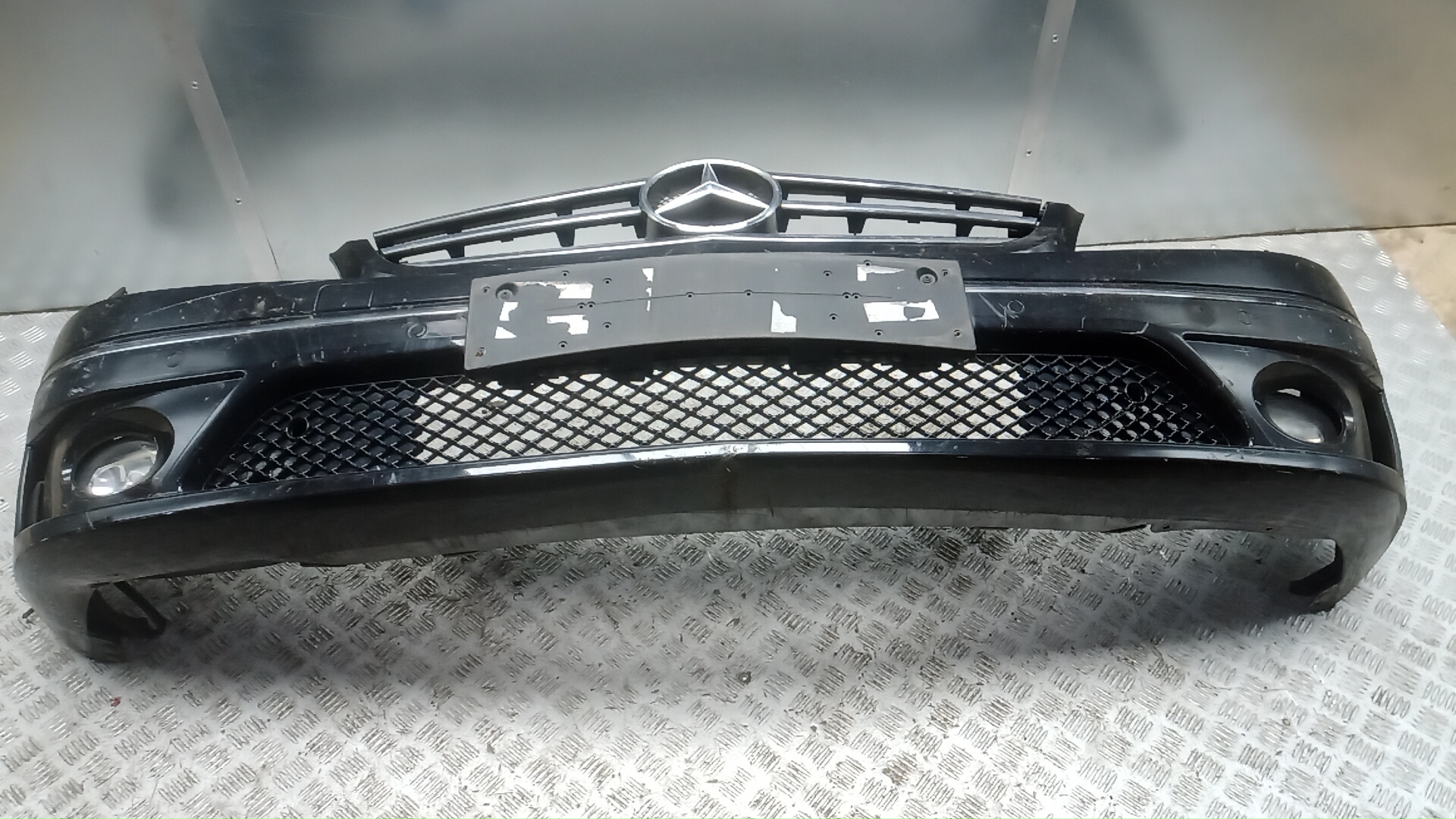 Бампер передний Mercedes-Benz CLC C203