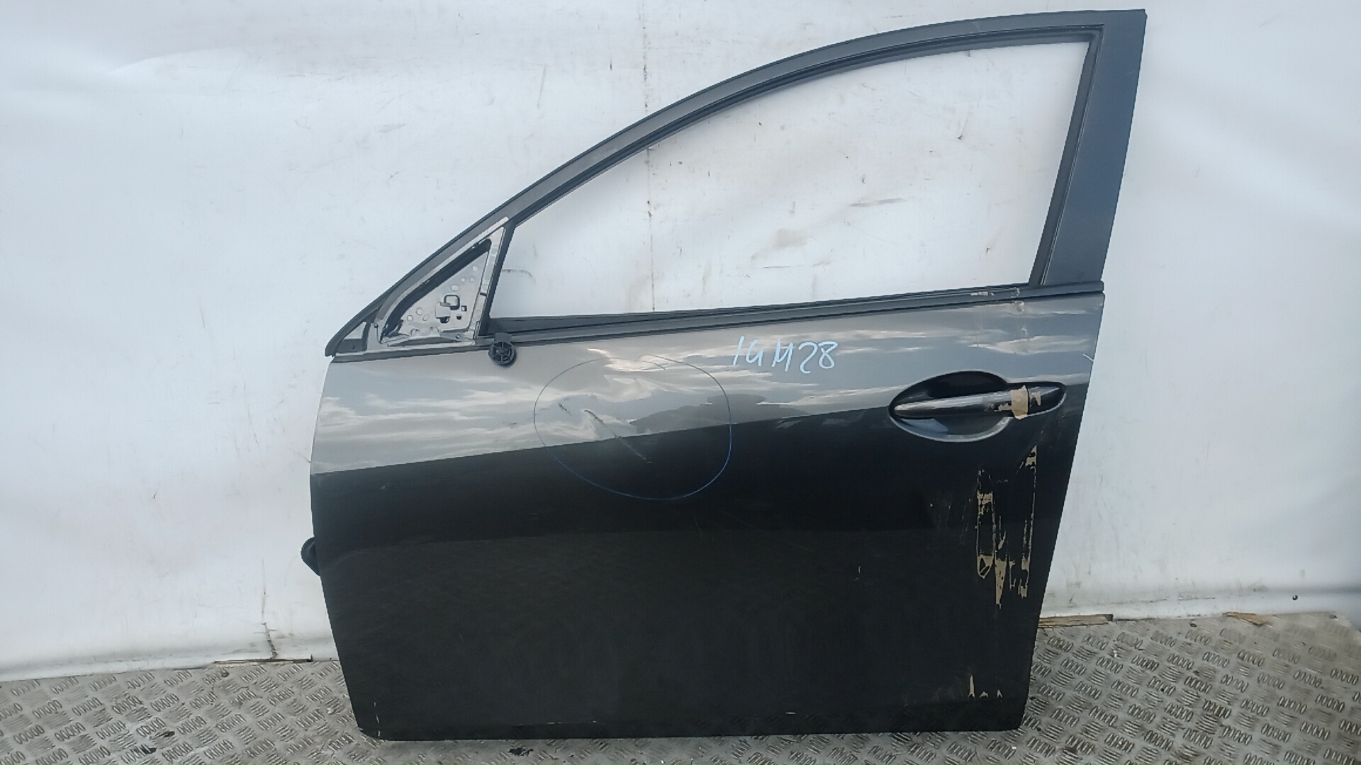 Дверь передняя левая Mazda 3 2