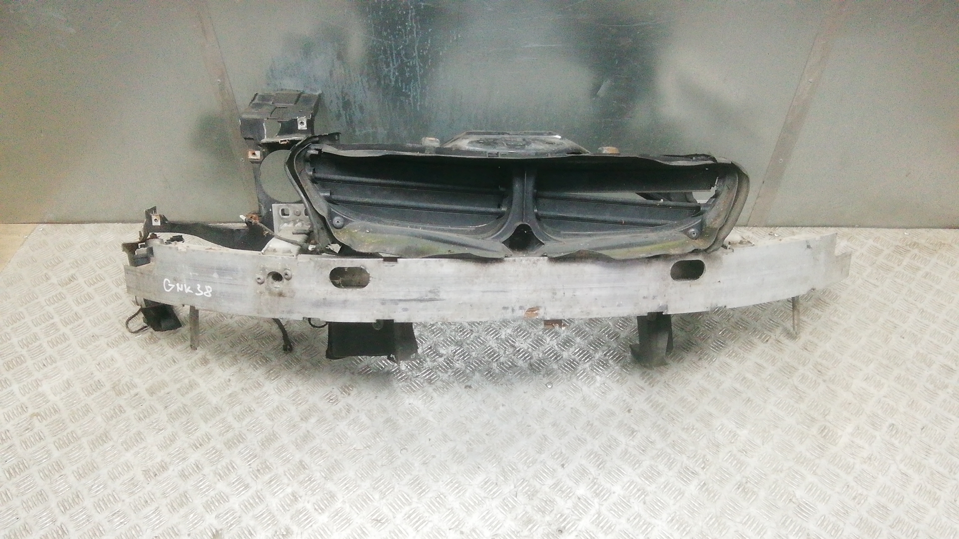 Передняя панель крепления облицовки (телевизор) BMW 6 Series E63/E64
