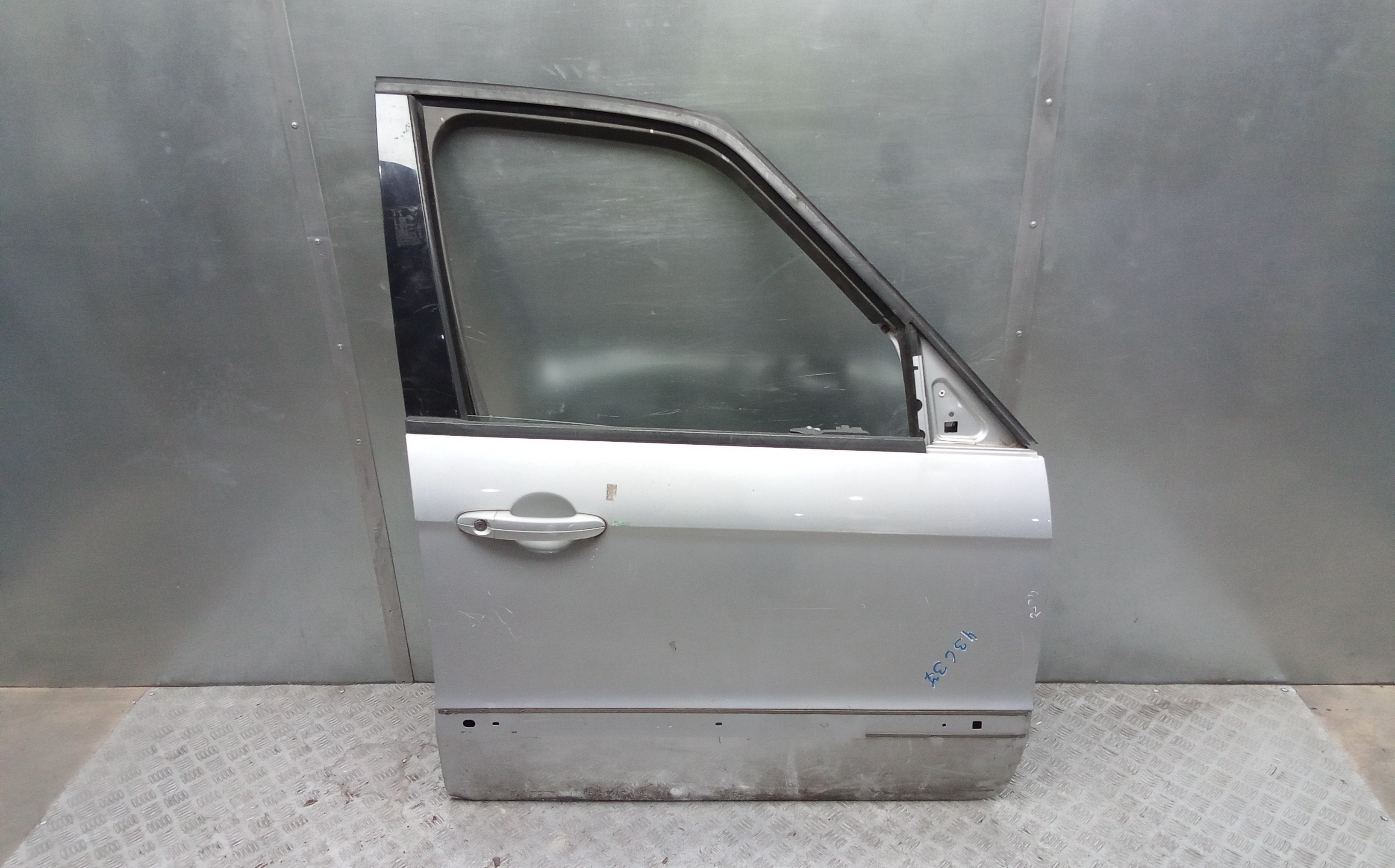 Дверь передняя правая Ford Galaxy 2